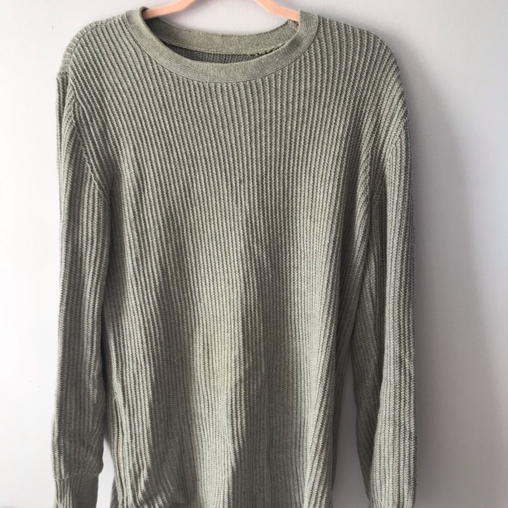 Grey woman’s sweater